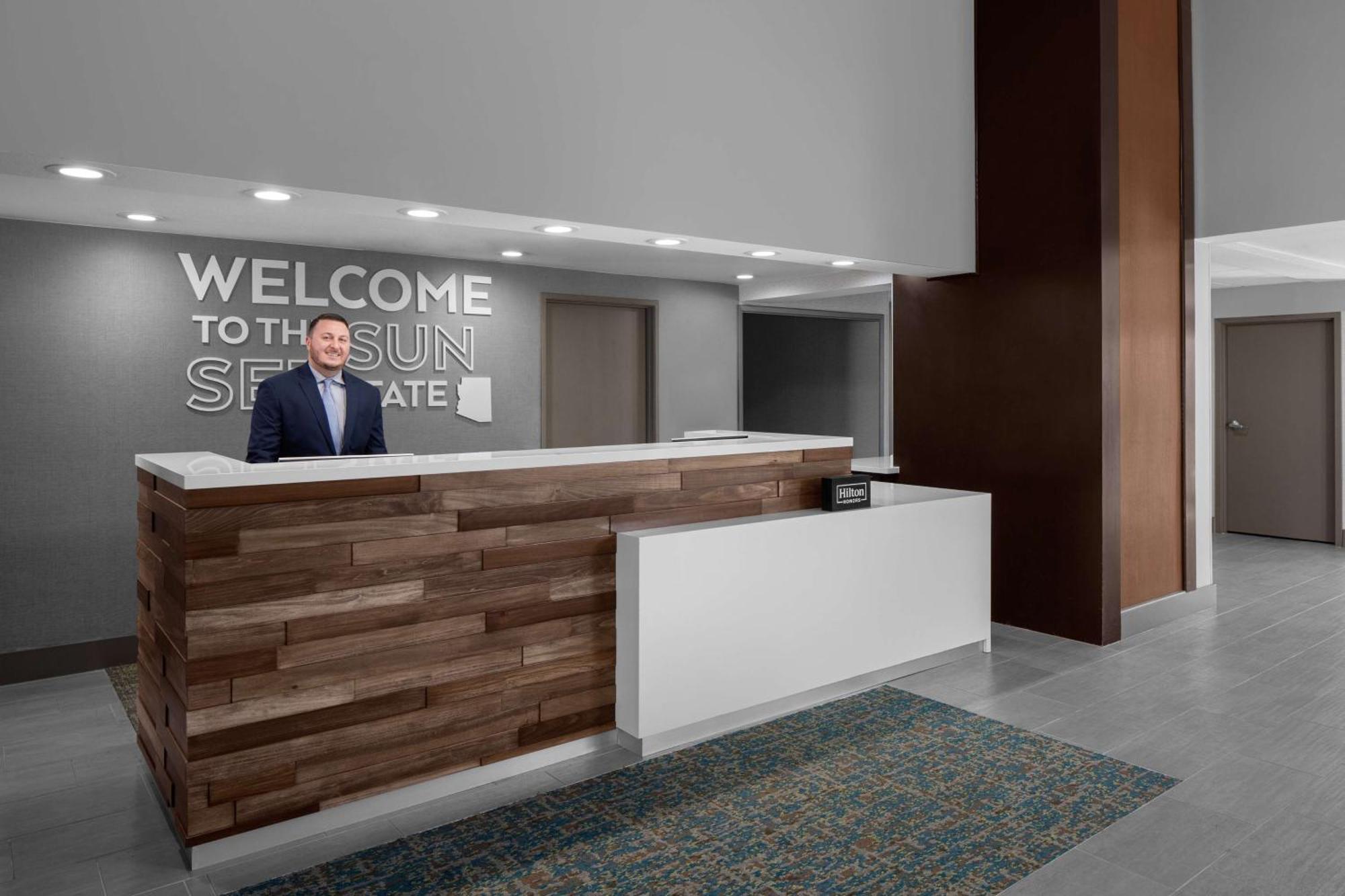 Hampton Inn Phoenix - Biltmore Esterno foto
